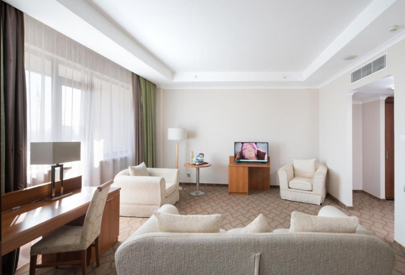 Hotel Duman อัสตานา ภายนอก รูปภาพ