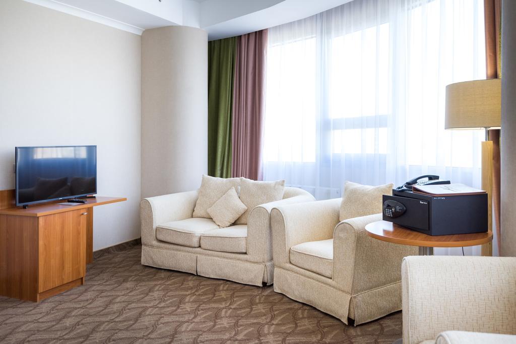 Hotel Duman อัสตานา ภายนอก รูปภาพ