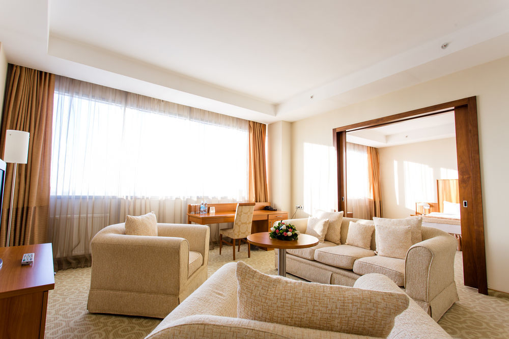 Hotel Duman อัสตานา ภายนอก รูปภาพ
