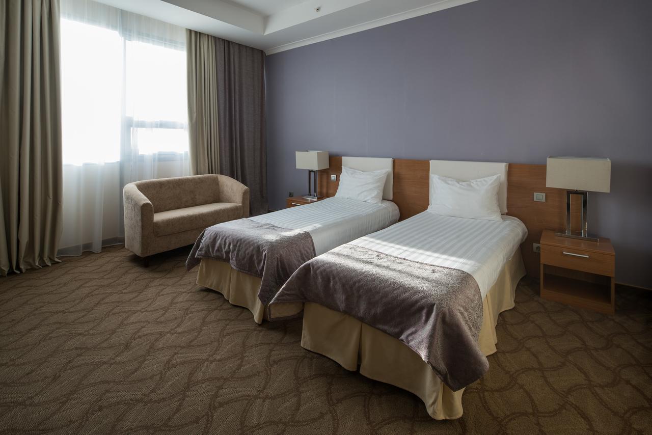 Hotel Duman อัสตานา ภายนอก รูปภาพ